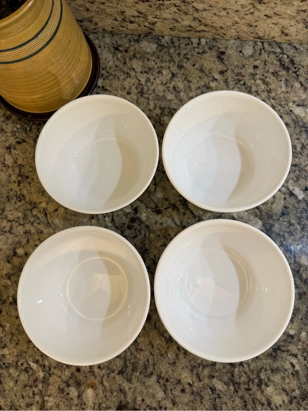 Corelle Winter Frost White Plain White Soup Cereal Bowls Deep 6-1/4” Set of 4